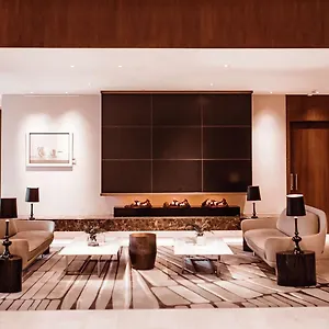 https://hilton-rotterdam.ihotelsrotterdam.com