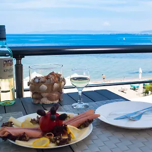 https://thermaikos-studios-apartments.hotelschalkidiki.net